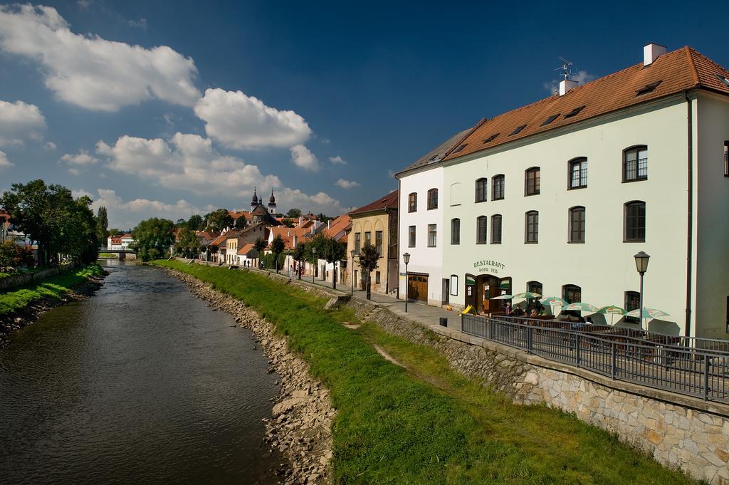 Hotel Joseph 1699 Тршебич Экстерьер фото